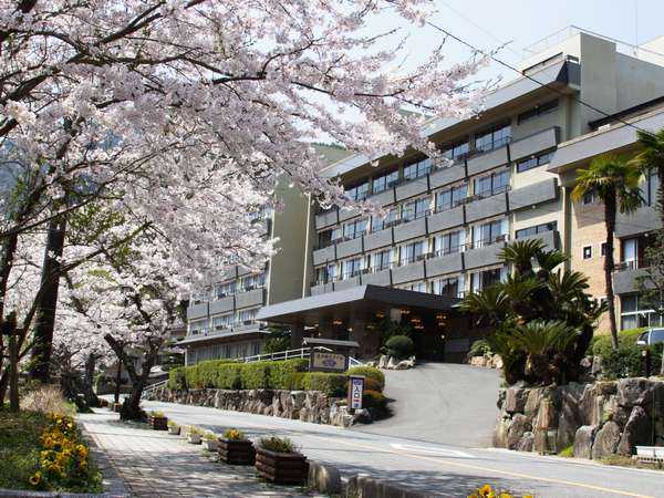 湯本観光ホテル西京